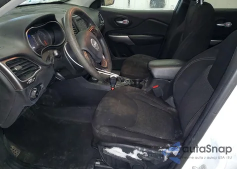 2019 Jeep Cherokee Latitude from USA, damaged, VIN 1C4PJMCBXKD477644